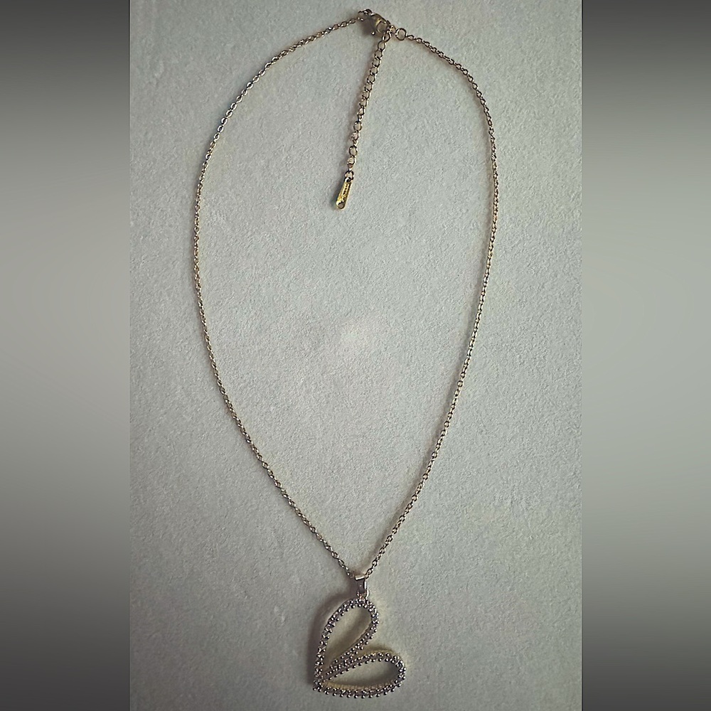 Stainless steel gold heart charm necklace